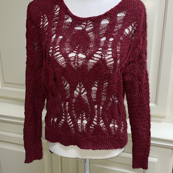 American Eagle Open Weave Crochet Sweater Burgundy Red Cranberry Size Large - Picture 3 of 13